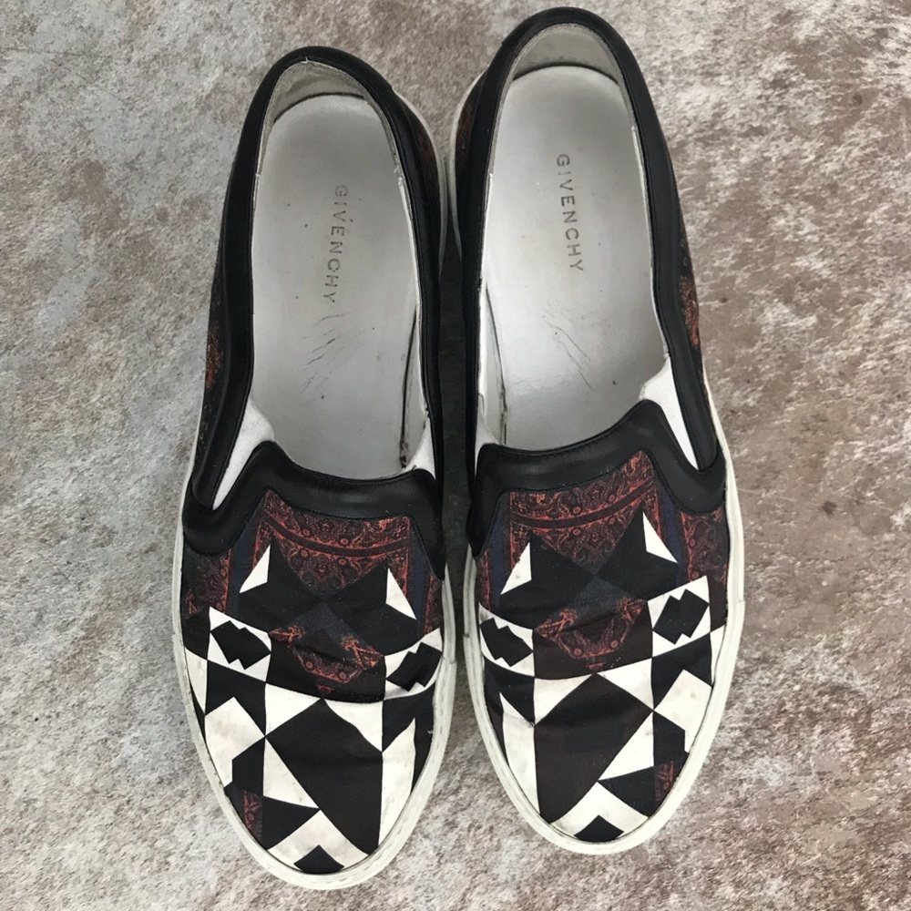 Givenchy Paisley Geometric Slip on Size 39